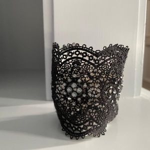 Chan Luu Lace Cuff